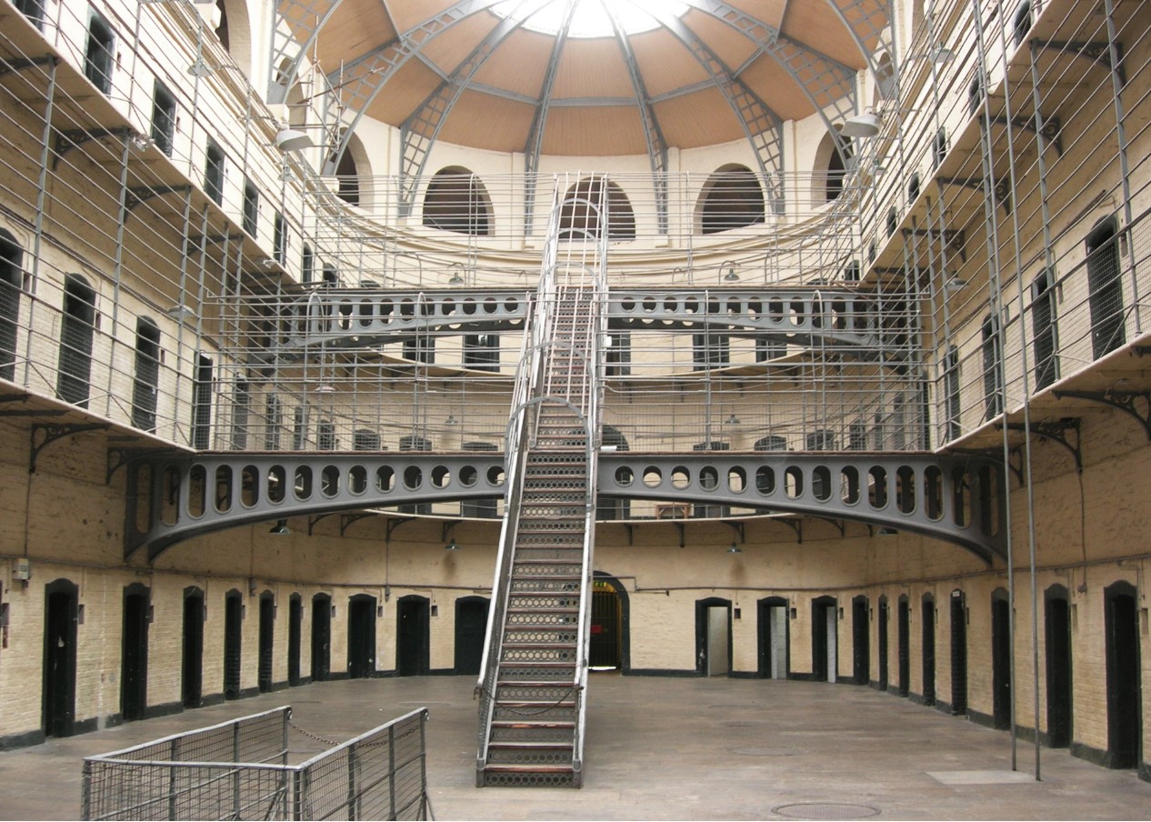 Prisons Contemporaines Ouvrir L Architecture Ferm E Archistorm